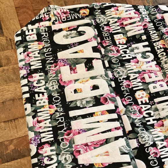 Robin Ruth tote. NEW - Picture 5 of 7